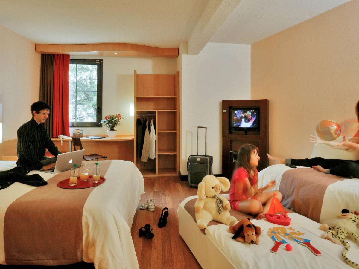 Hotel Ibis Sarlat Centre Esterno foto