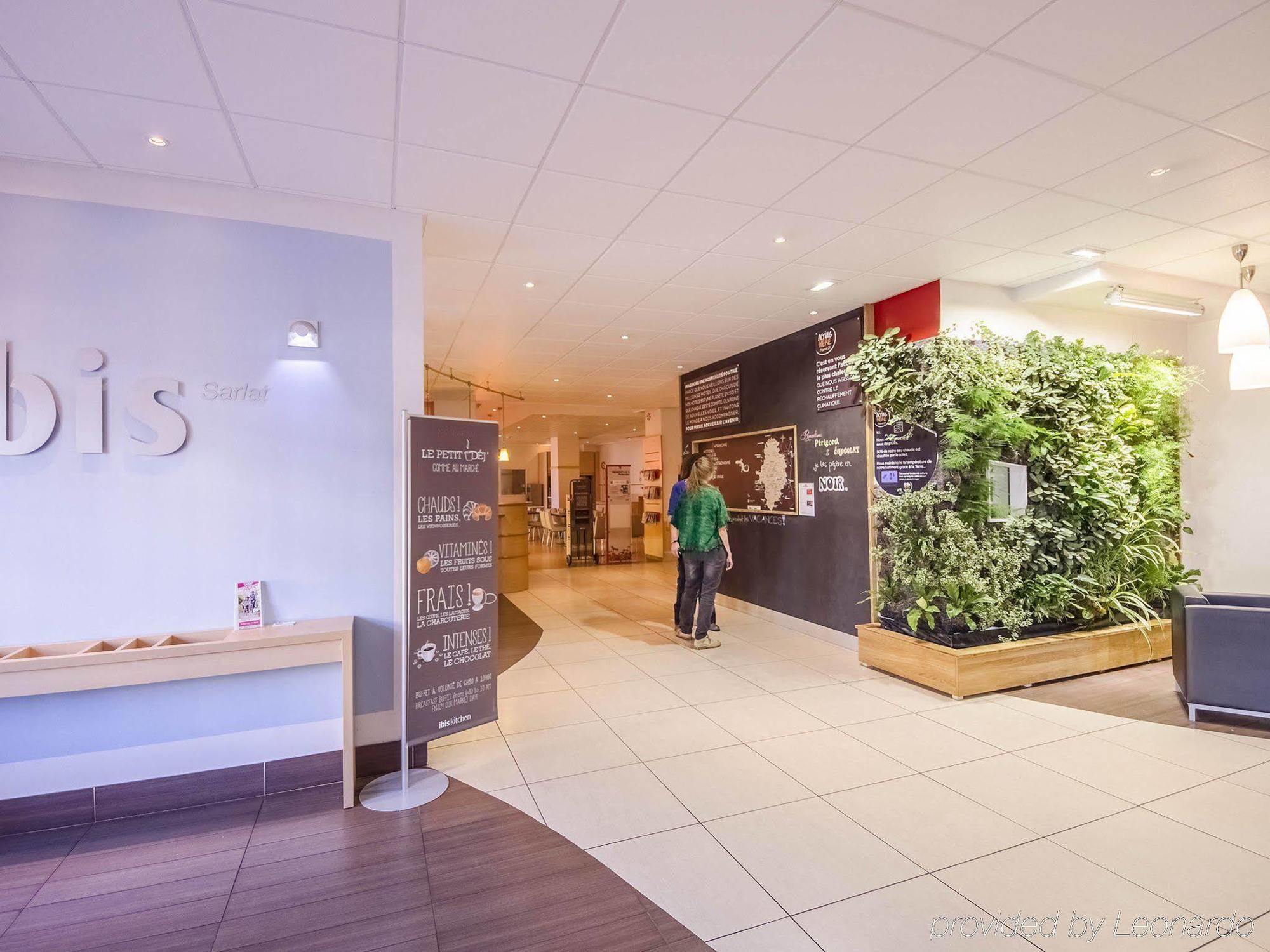 Hotel Ibis Sarlat Centre Esterno foto