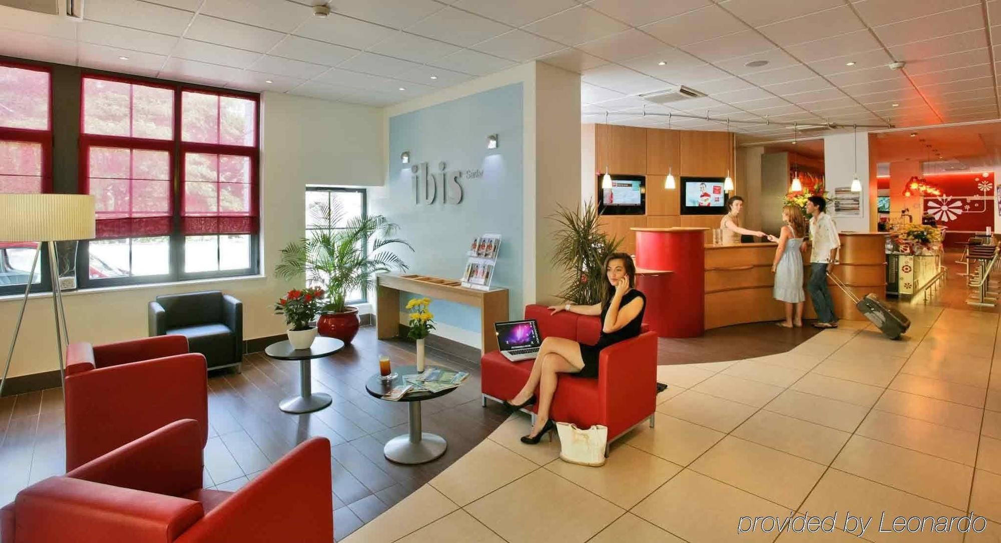 Hotel Ibis Sarlat Centre Esterno foto