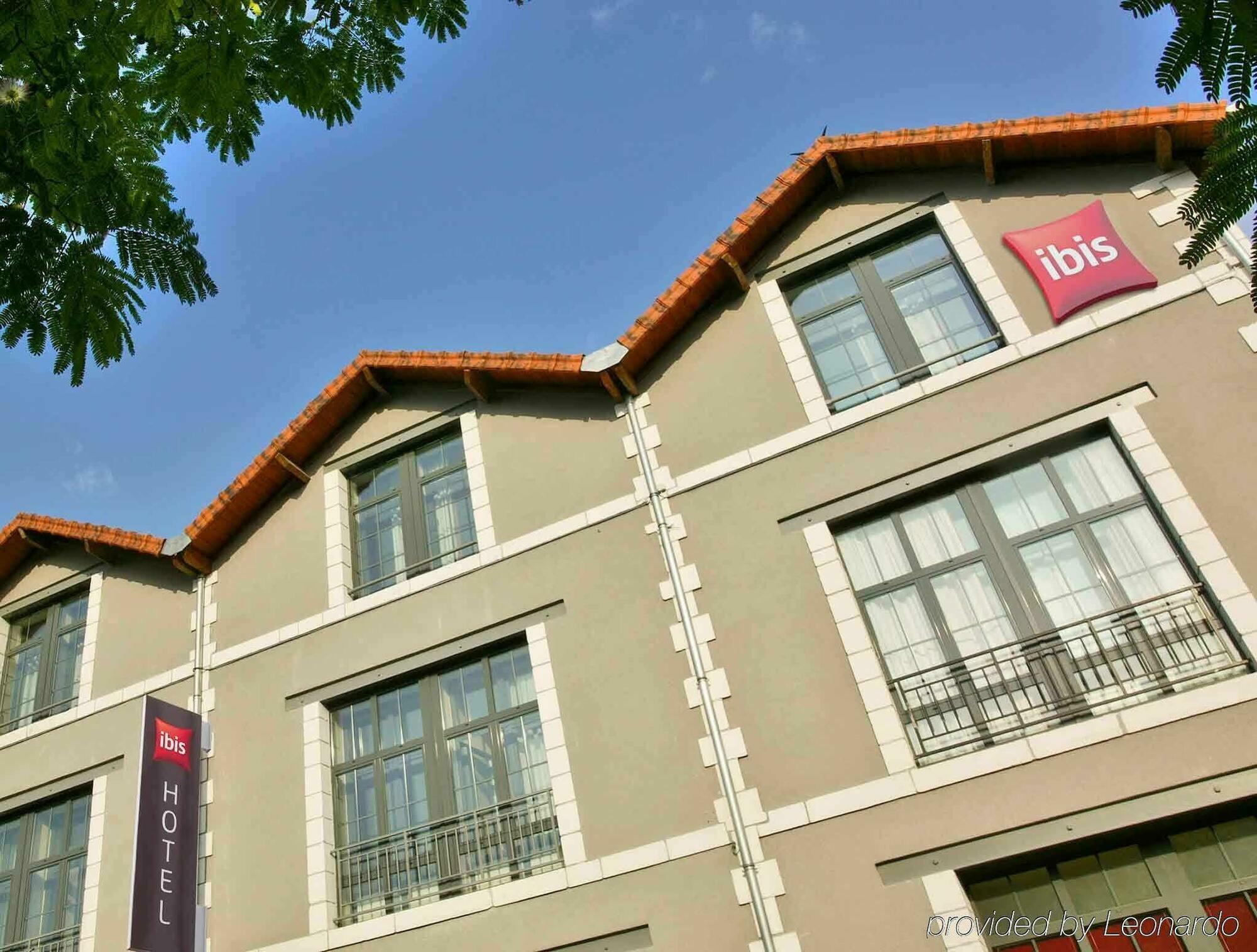 Hotel Ibis Sarlat Centre Esterno foto