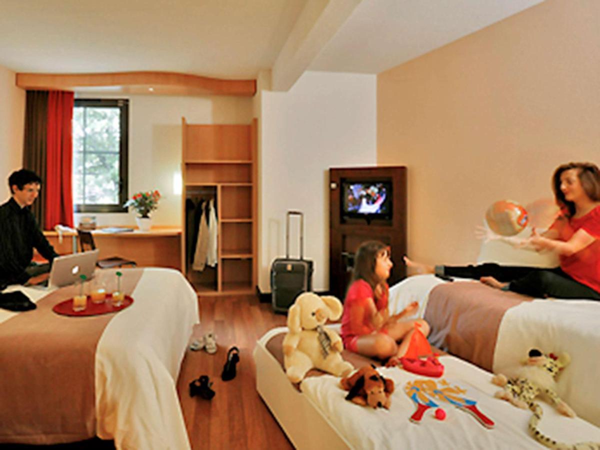Hotel Ibis Sarlat Centre Esterno foto