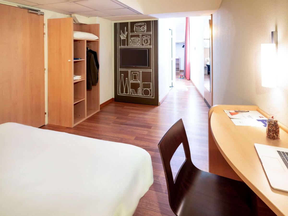 Hotel Ibis Sarlat Centre Esterno foto